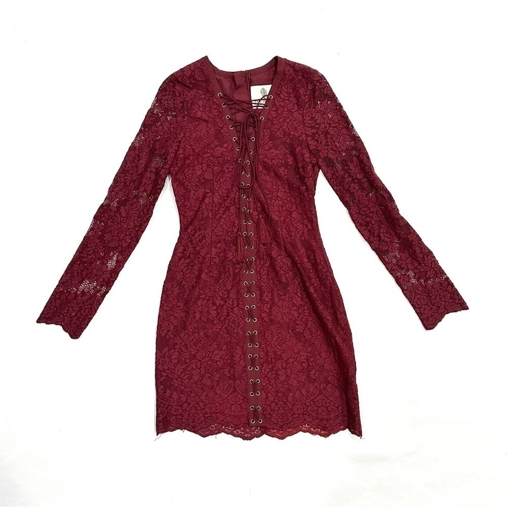 The Jetset Diaries “The Ruins” Cranberry Red Lace-Up Bodycon Lace Dress